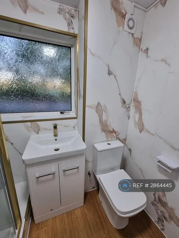4 bedroom flat for rent