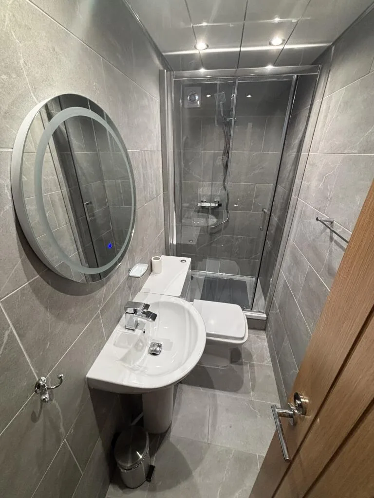 4 bedroom flat for rent