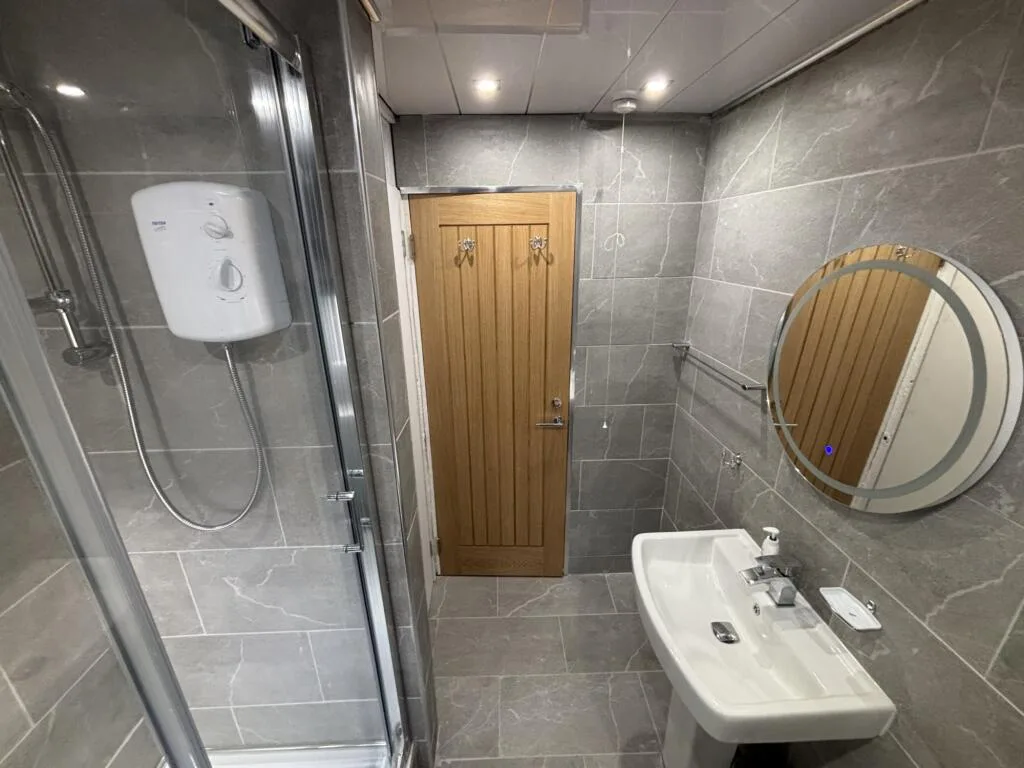 4 bedroom flat for rent