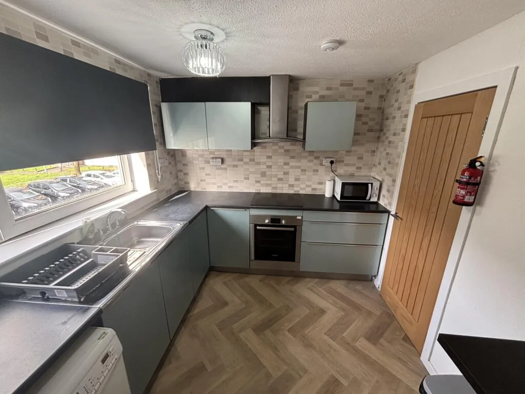 4 bedroom flat for rent
