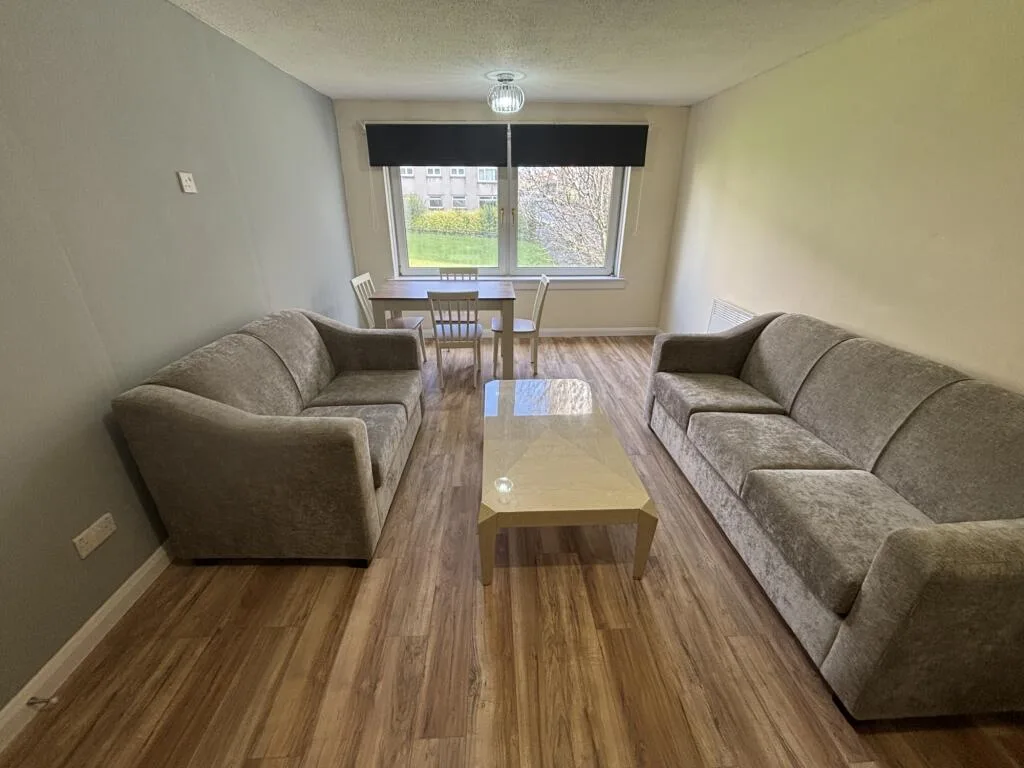 4 bedroom flat for rent