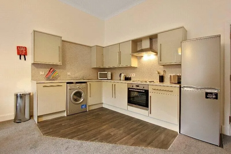 4 bedroom apartment for rent