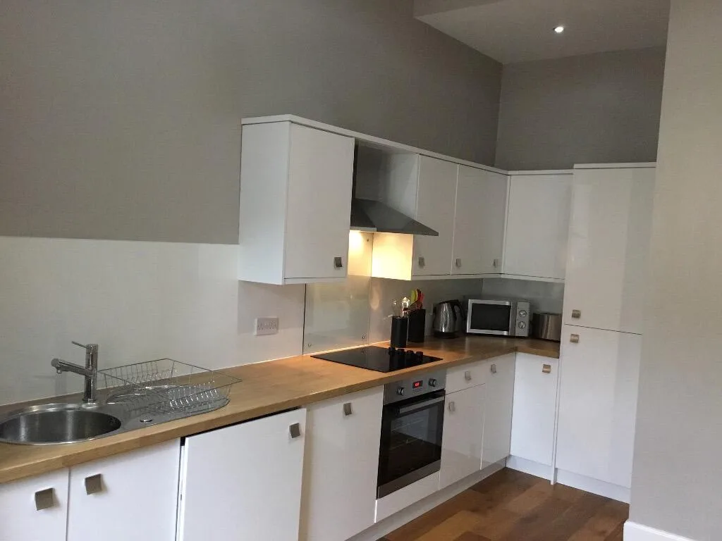 4 bedroom flat for rent