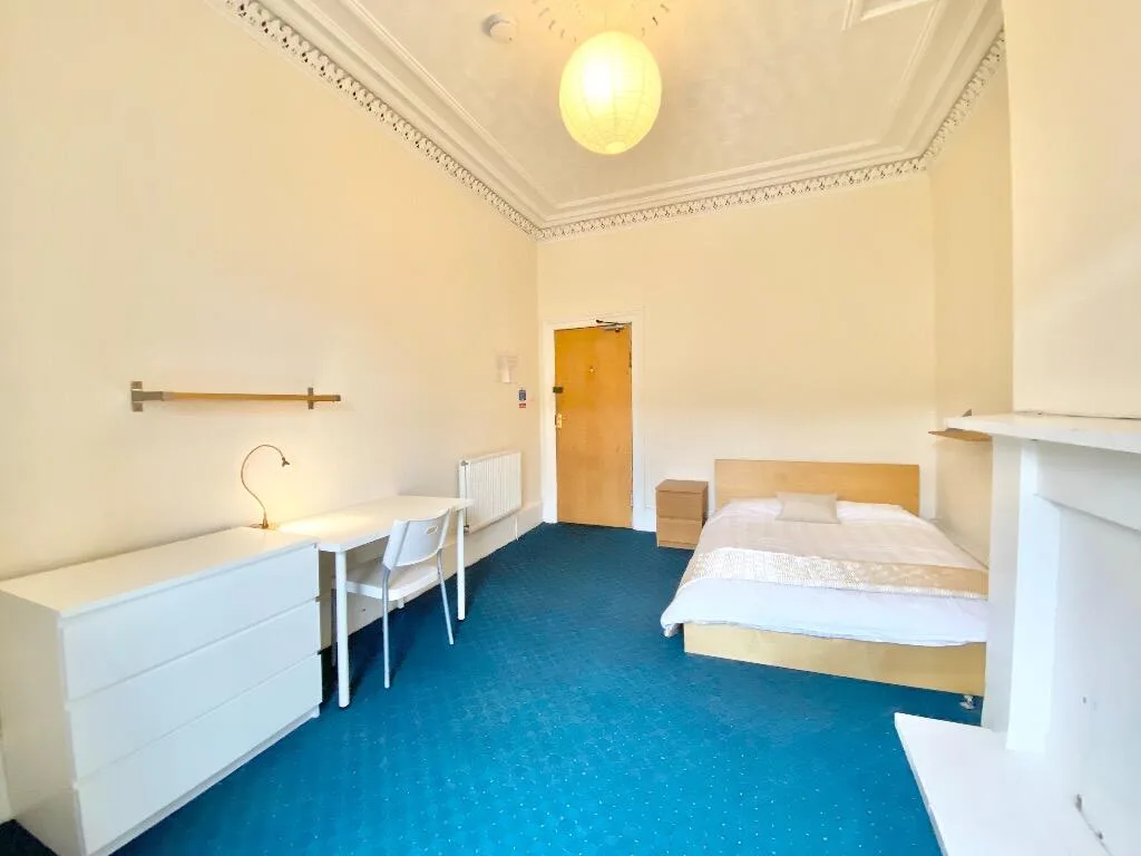 4 bedroom flat for rent