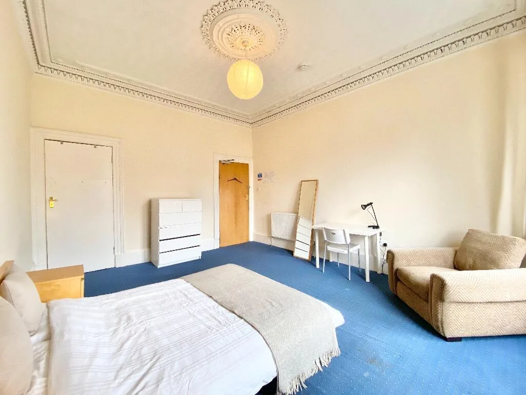 4 bedroom flat for rent