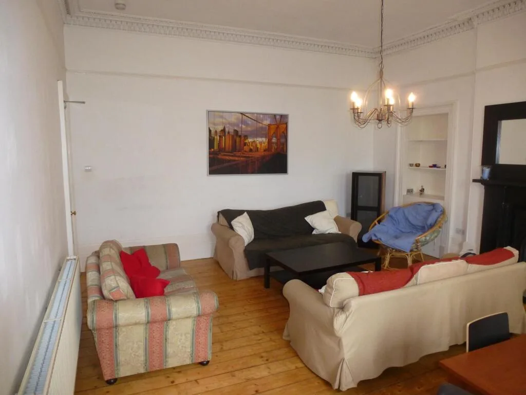 5 bedroom apartment for rent