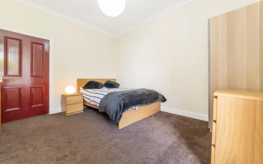 4 bedroom flat for rent