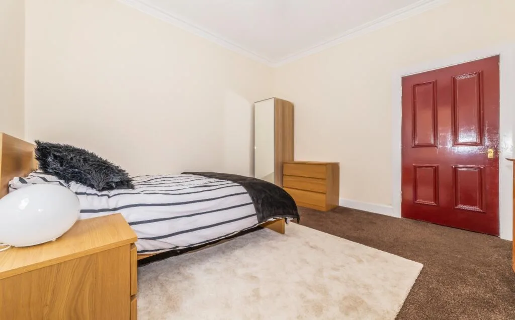 4 bedroom flat for rent