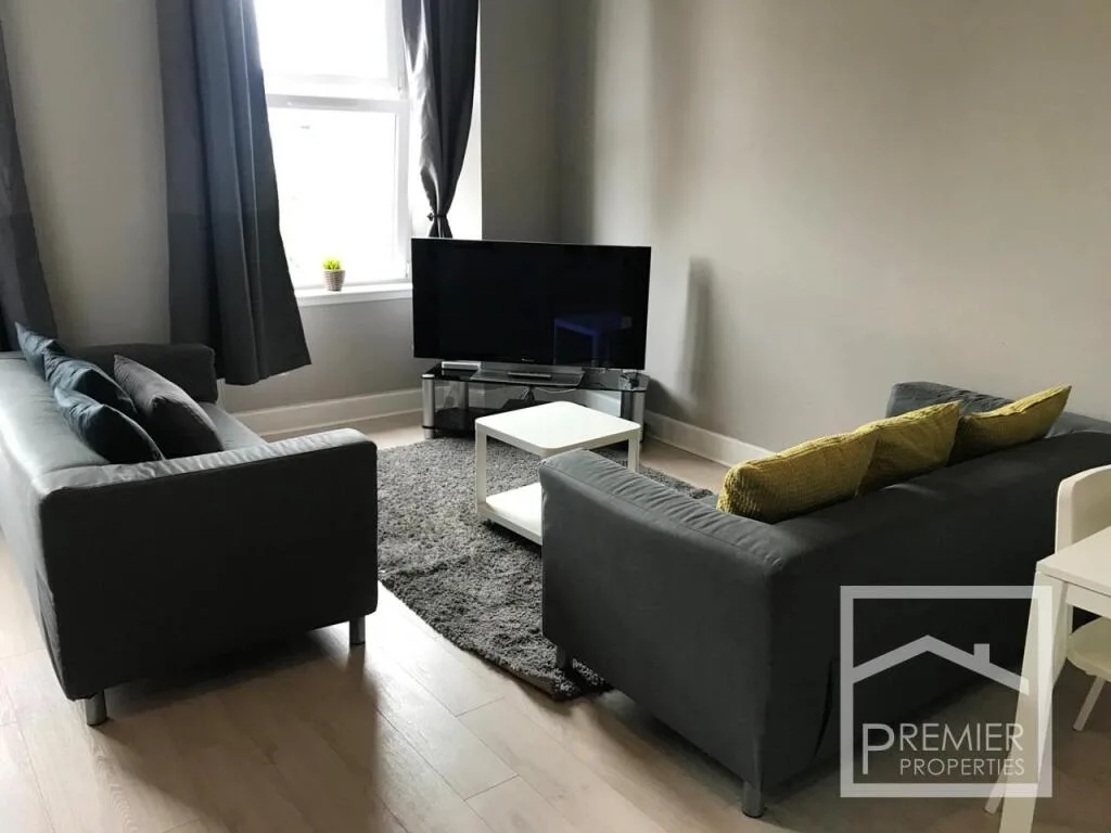 4 bedroom flat for rent