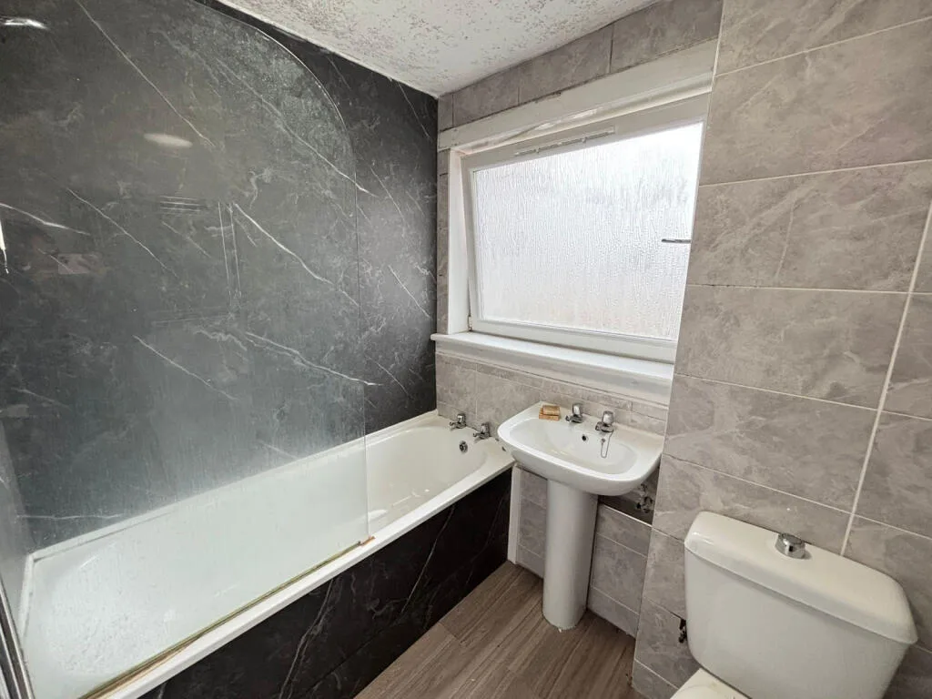 4 bedroom flat for rent