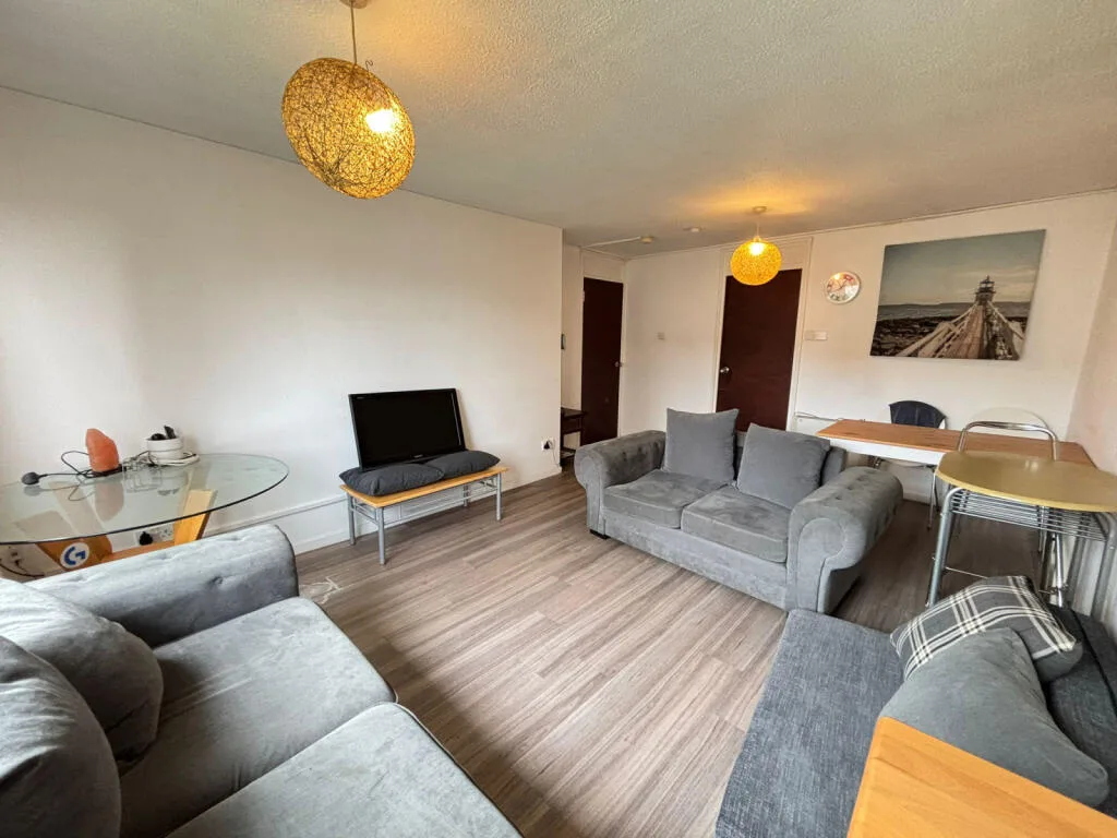 4 bedroom flat for rent