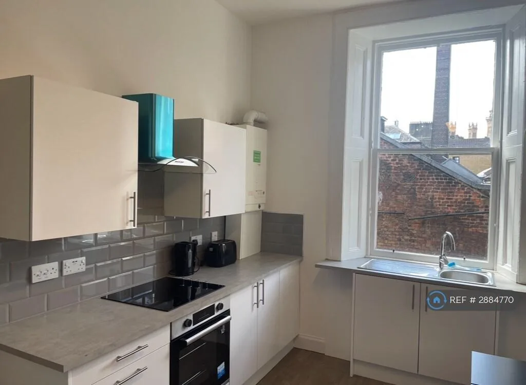 3 bedroom flat for rent