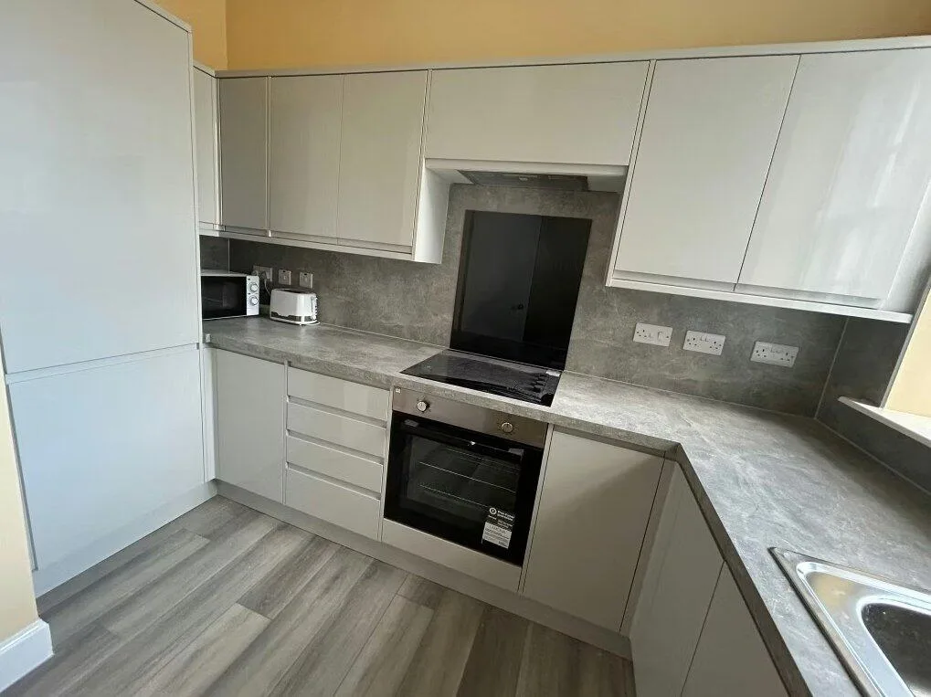3 bedroom flat for rent
