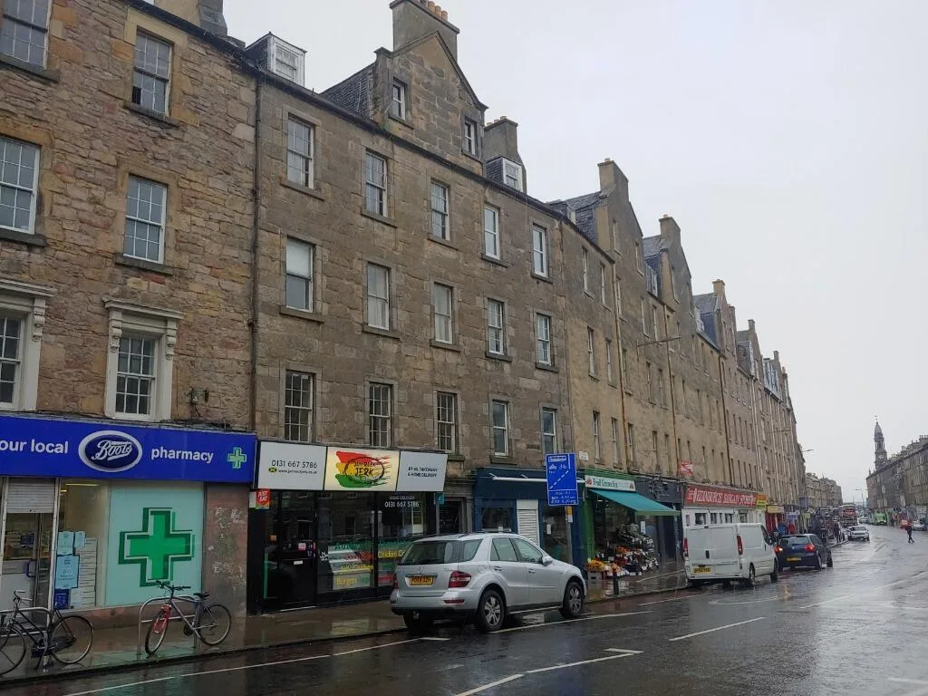 3 bedroom flat for rent