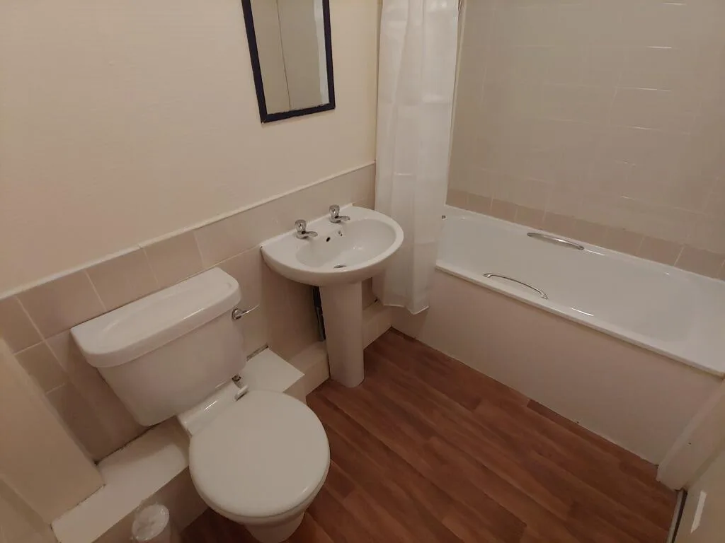 3 bedroom flat for rent