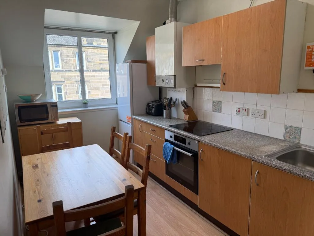 3 bedroom flat for rent