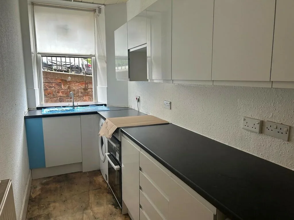 4 bedroom flat for rent
