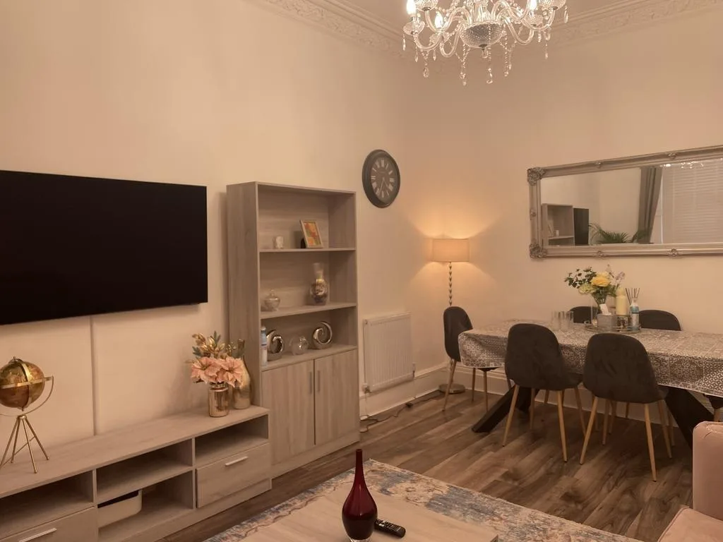 2 bedroom flat for rent