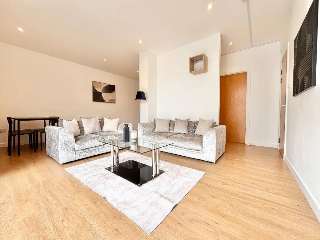 2 bedroom flat for rent