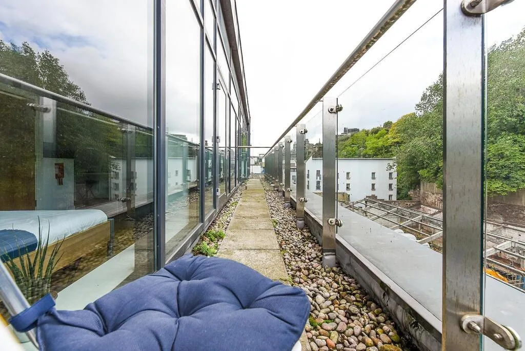 Studio flat for rent