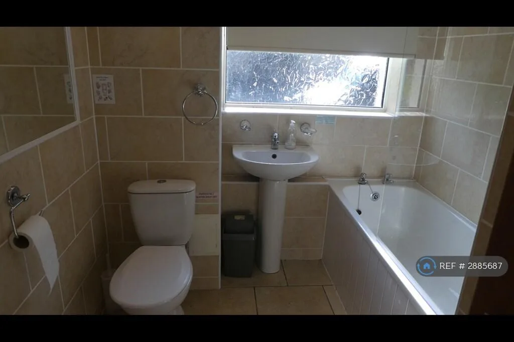 3 bedroom flat for rent