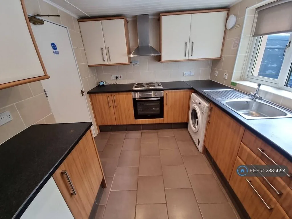 3 bedroom flat for rent