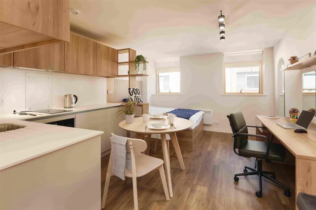 Studio flat for rent