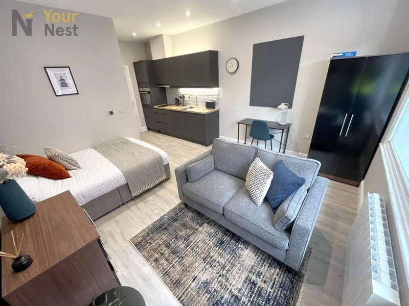 Studio flat for rent