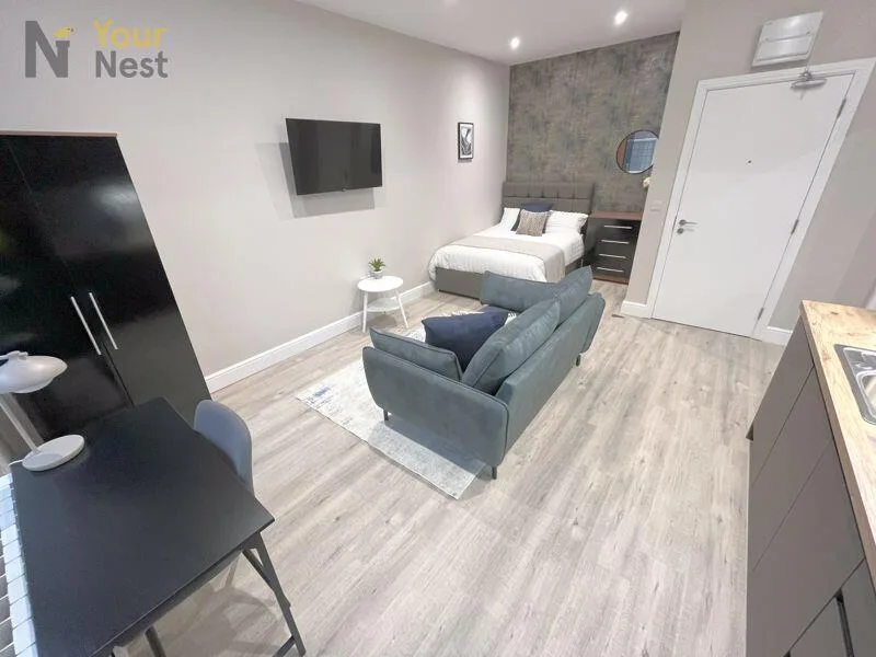 Studio flat for rent