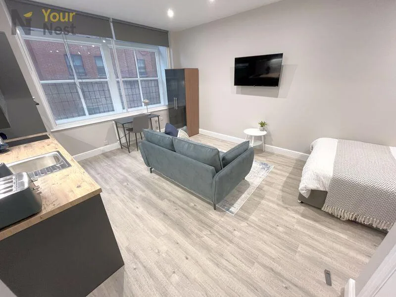 Studio flat for rent