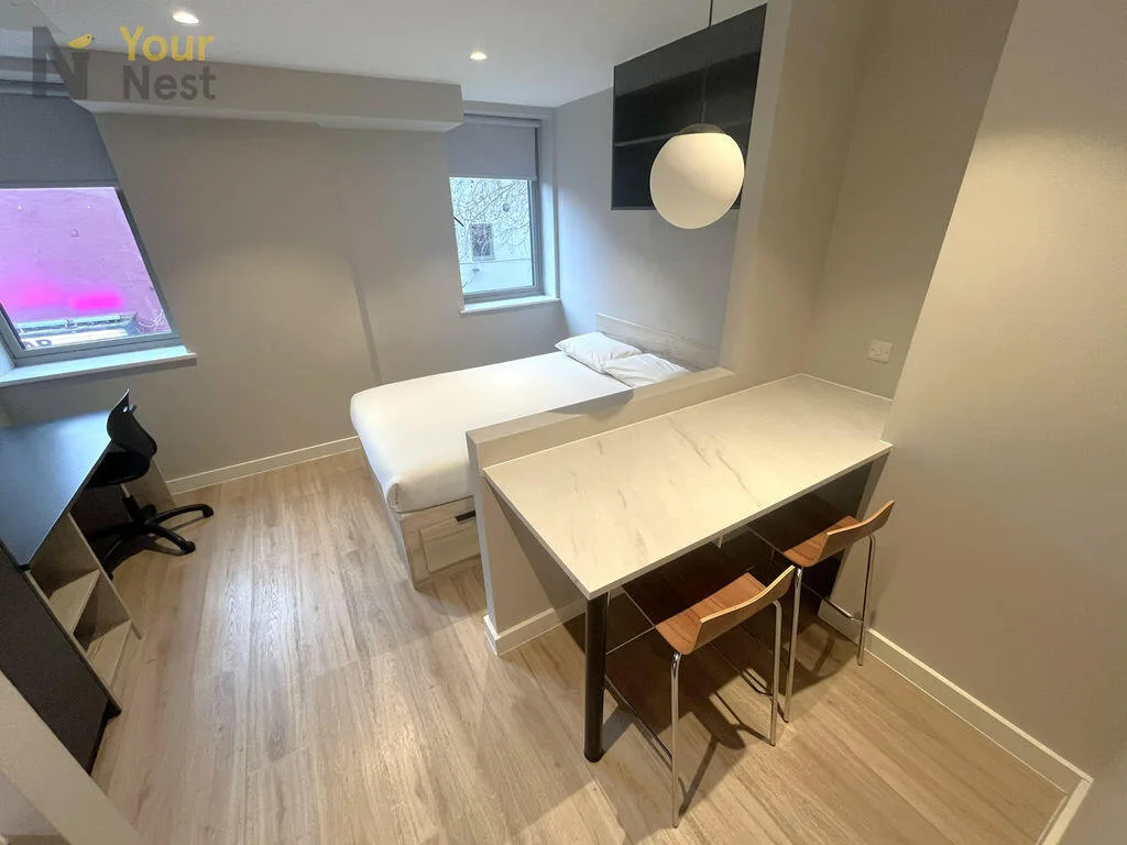 Studio flat for rent