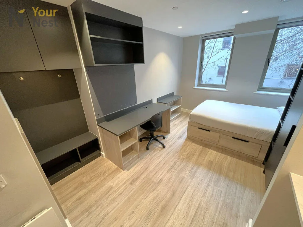 Studio flat for rent