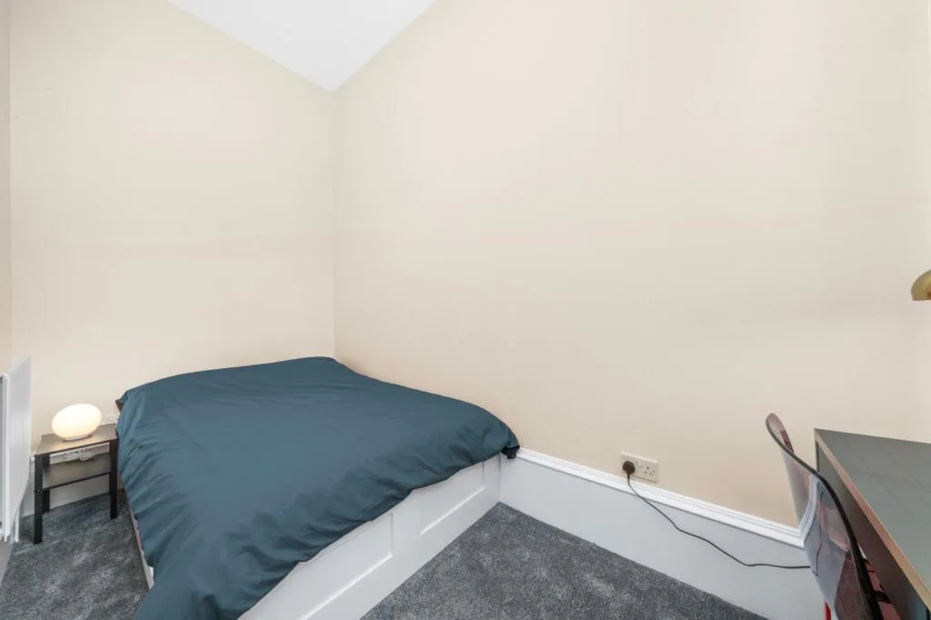 4 bedroom flat for rent