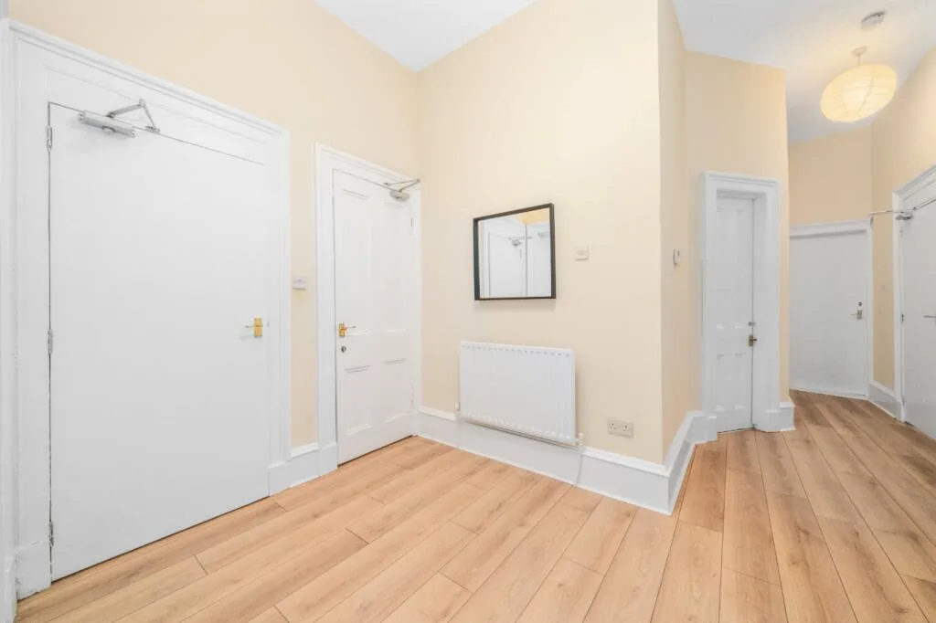 4 bedroom flat for rent
