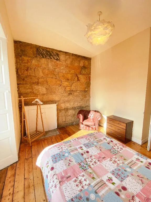 5 bedroom flat for rent