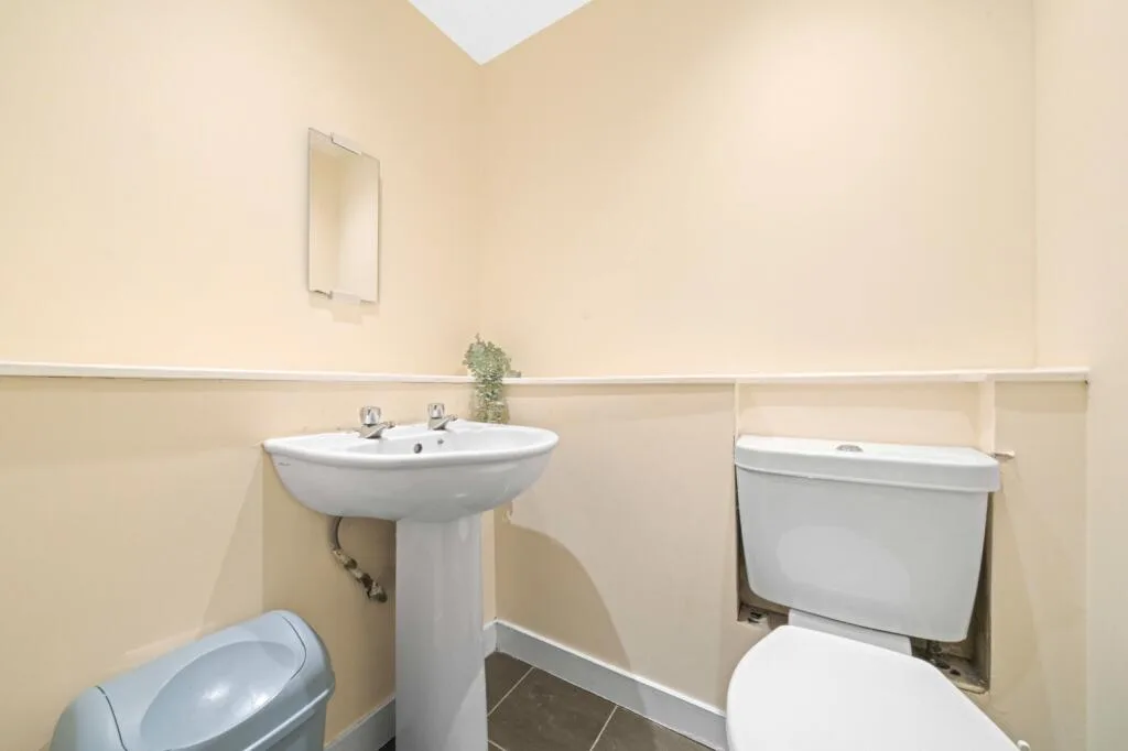 4 bedroom flat for rent