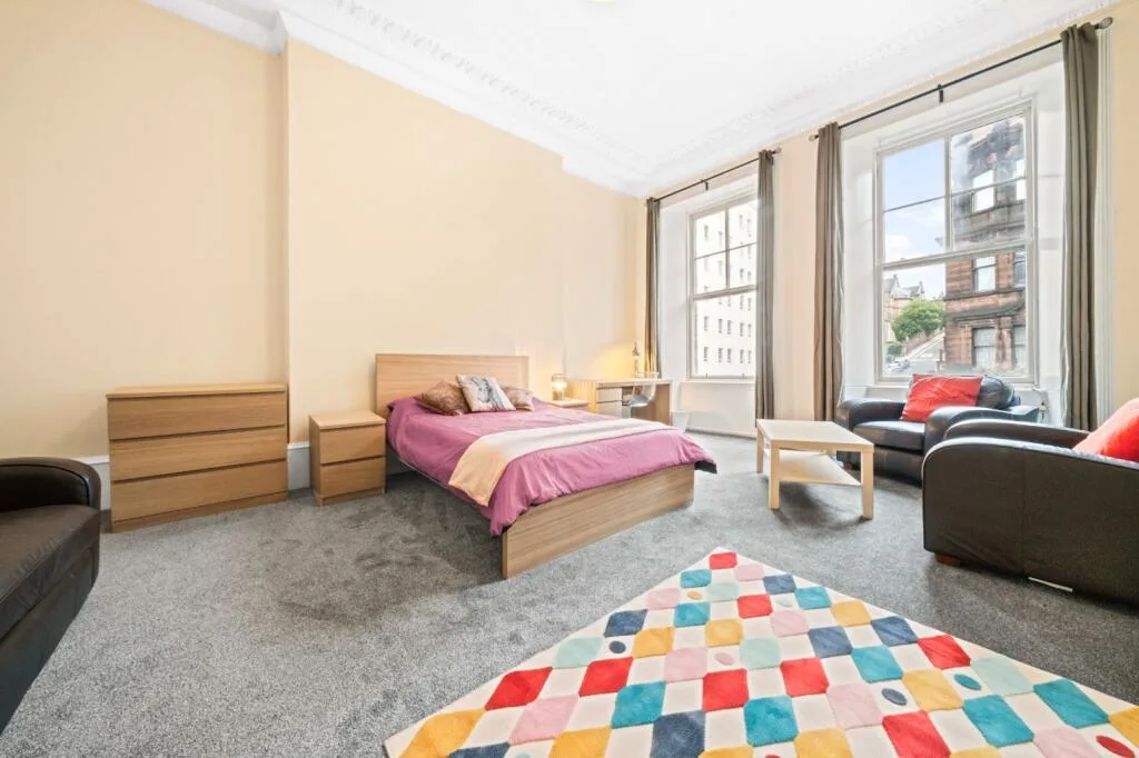 4 bedroom flat for rent