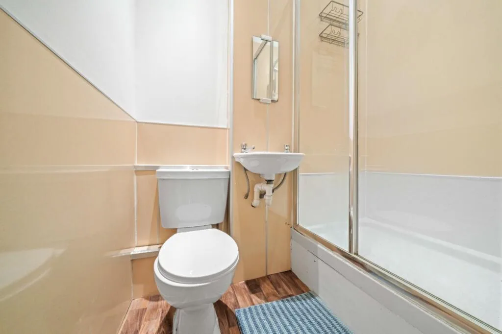4 bedroom flat for rent