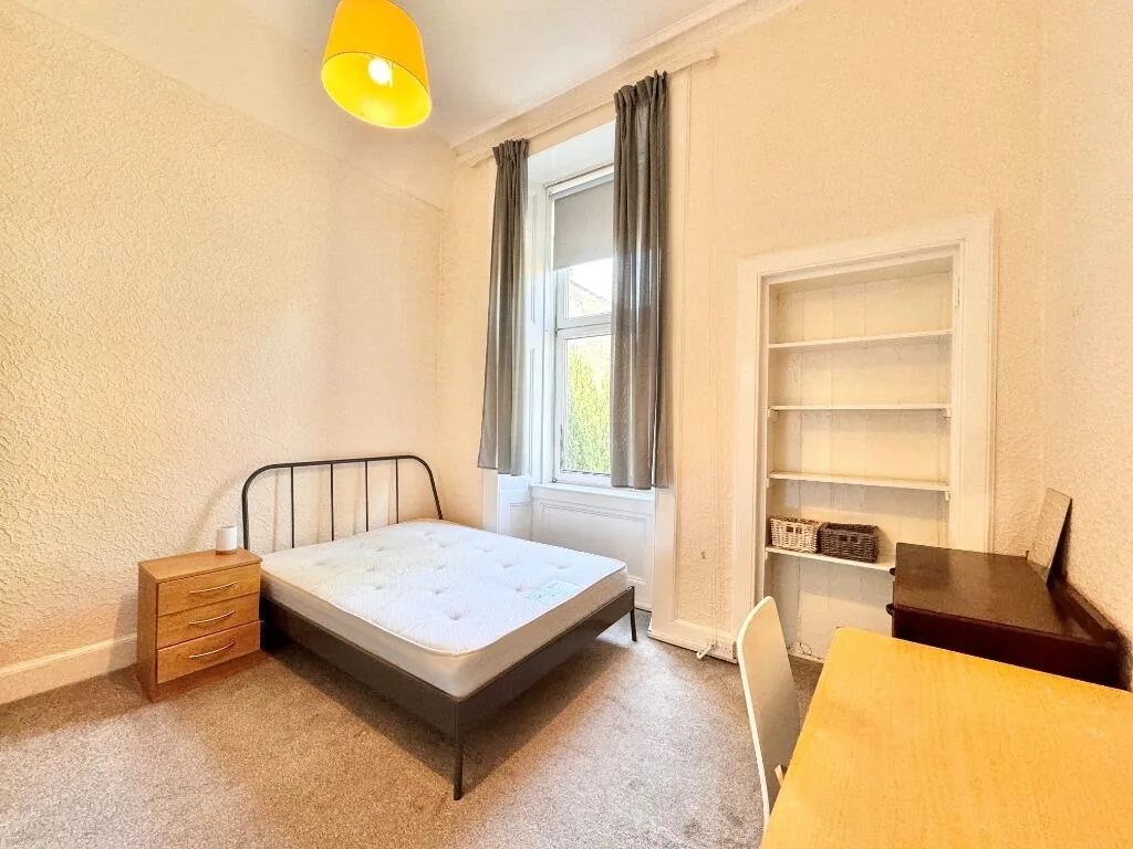 4 bedroom flat for rent