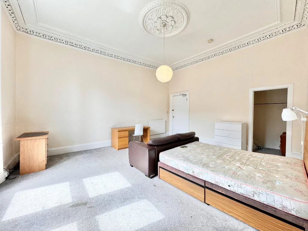 4 bedroom flat for rent