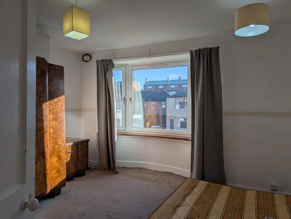3 bedroom semi-detached house for rent