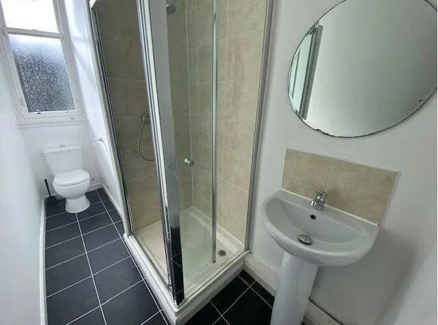 3 bedroom flat for rent