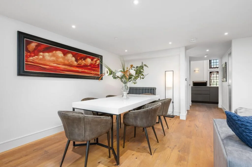 3 bedroom flat for rent