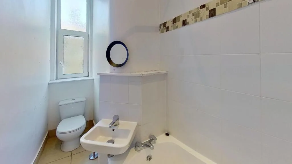 3 bedroom flat for rent