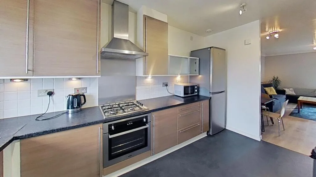 3 bedroom flat for rent
