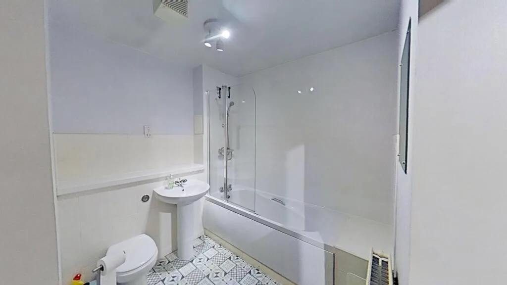 3 bedroom flat for rent
