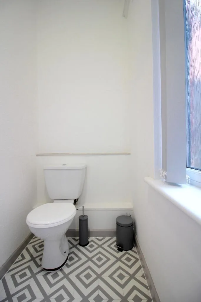 1 bedroom house for rent
