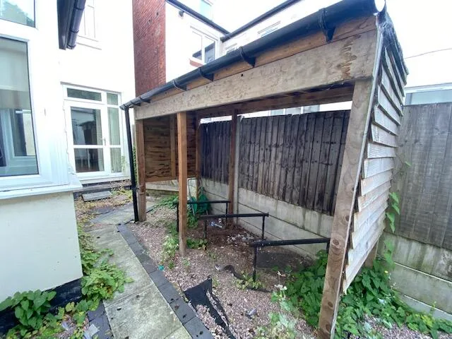 1 bedroom house for rent