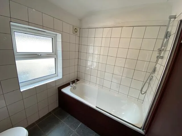 1 bedroom house for rent