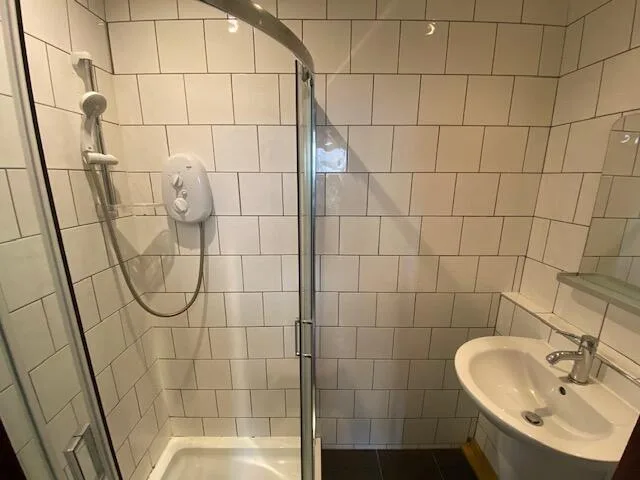 1 bedroom house for rent